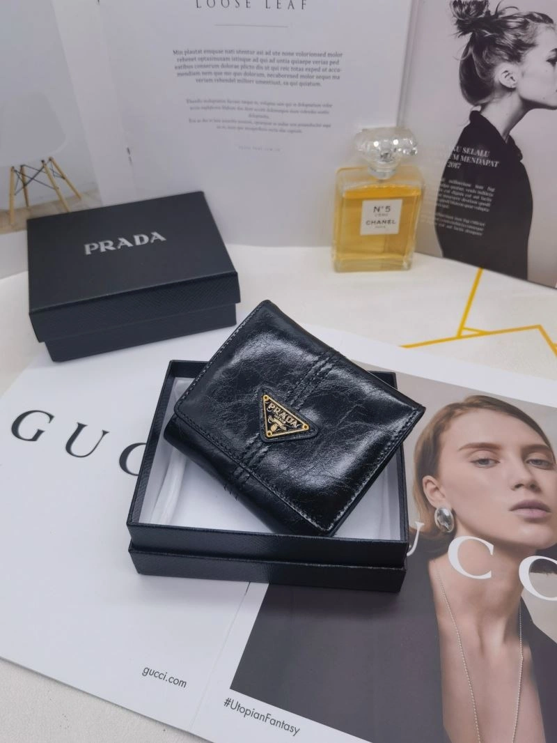 Flexible Prada Wallets Purse 85816