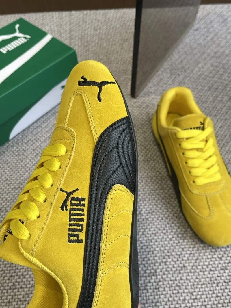 Versatile Puma Shoes 5977