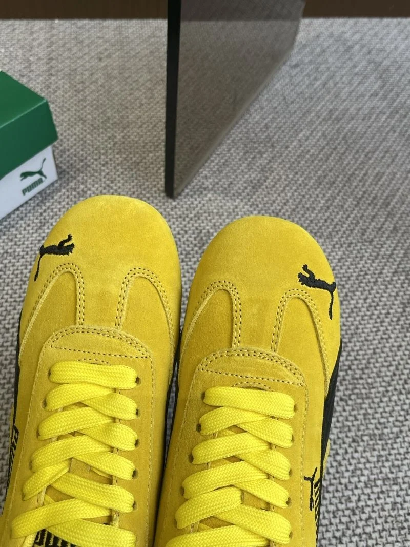 Versatile Puma Shoes 5977