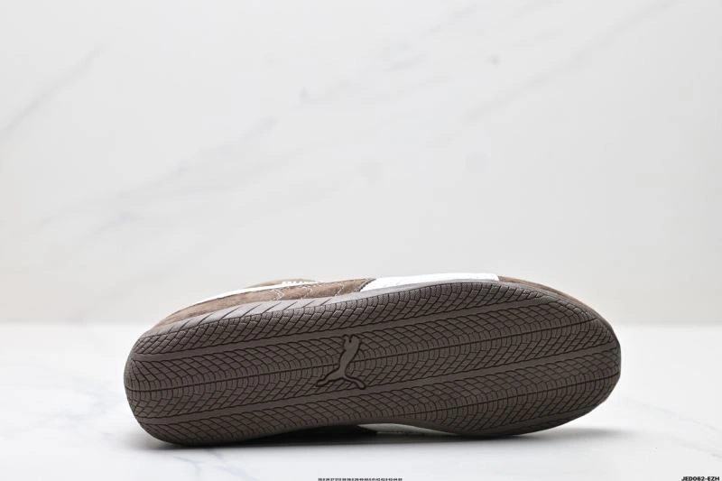 Trendsetting Puma Shoes 3049