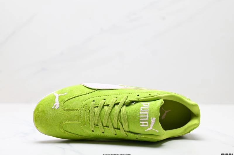 Versatile Puma Shoes 2981