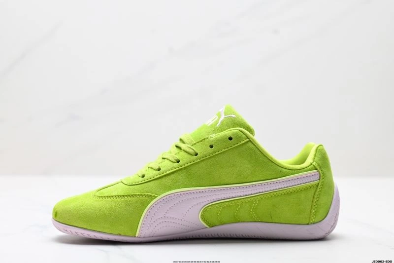 Versatile Puma Shoes 2981