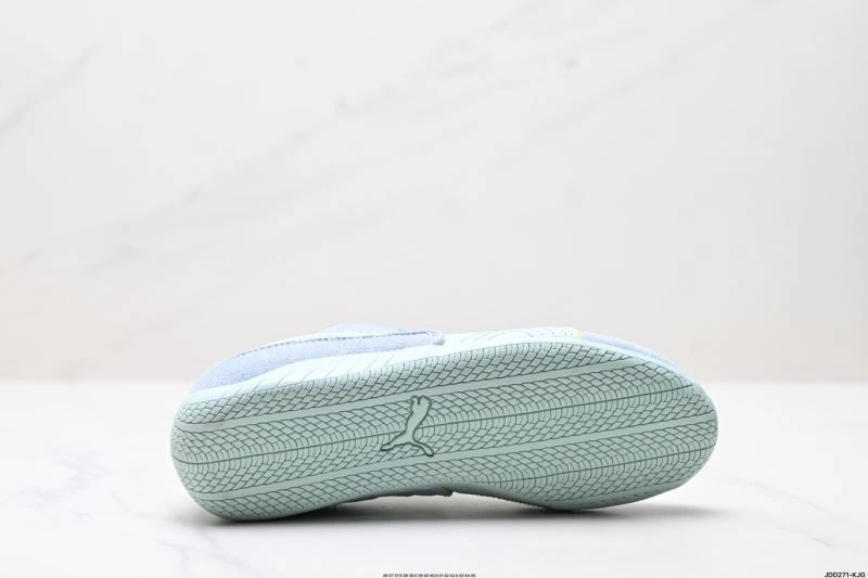 RelaxedFit Puma Shoes 2957