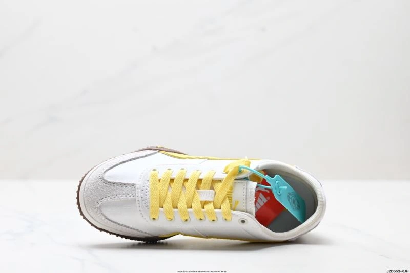 Attractive Puma Shoes 2950