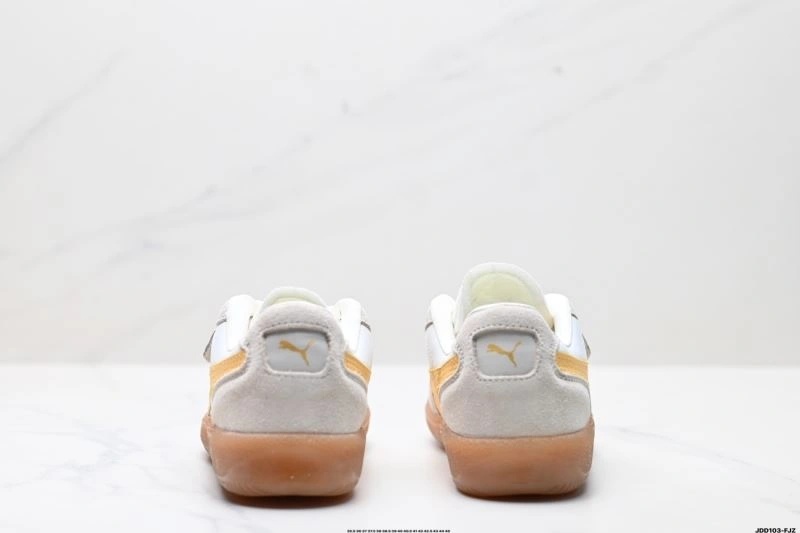 Sporty Puma Shoes 1825