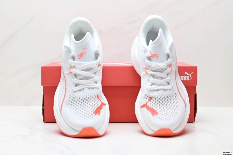 Sleek Puma Shoes 1815