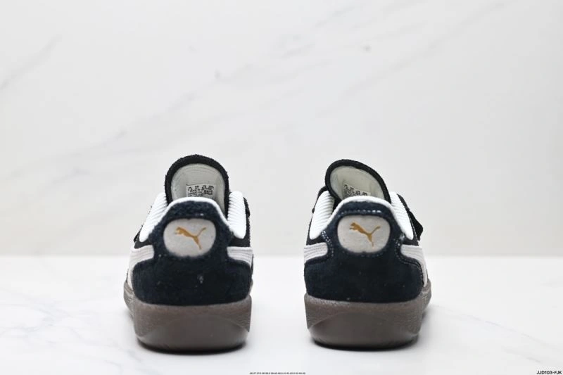 Lightweight Puma Shoes 1795