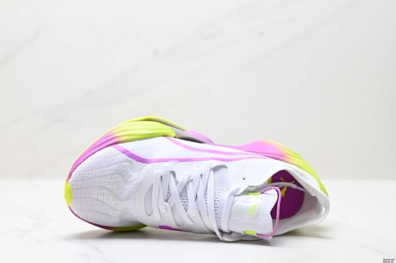 Puma Shoes Resilient 1761