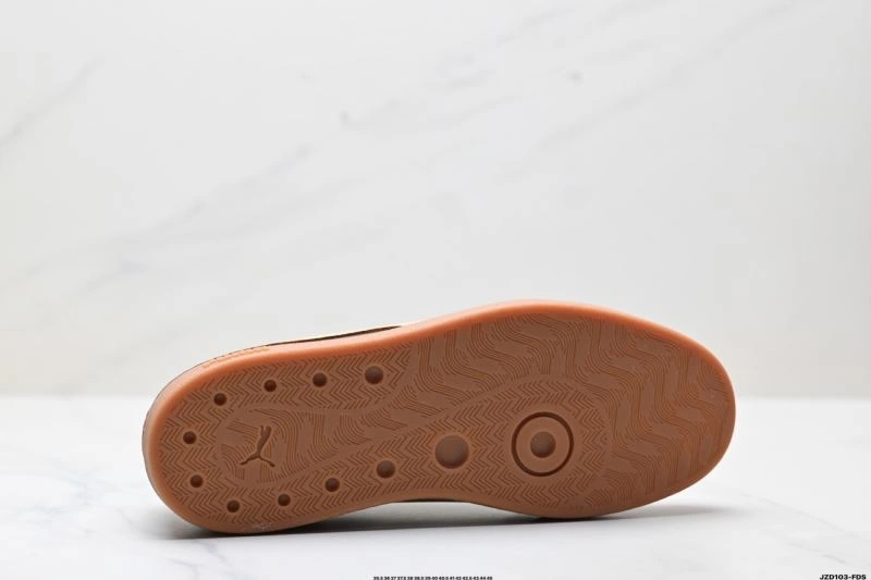 Refined Puma Shoes 1739