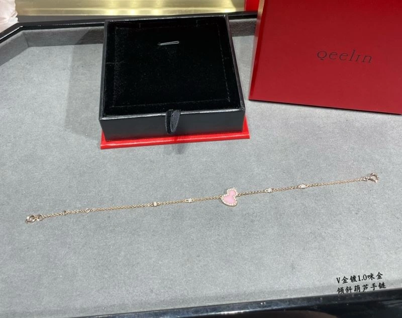 Qeelin Bracelets Stretchable 212528
