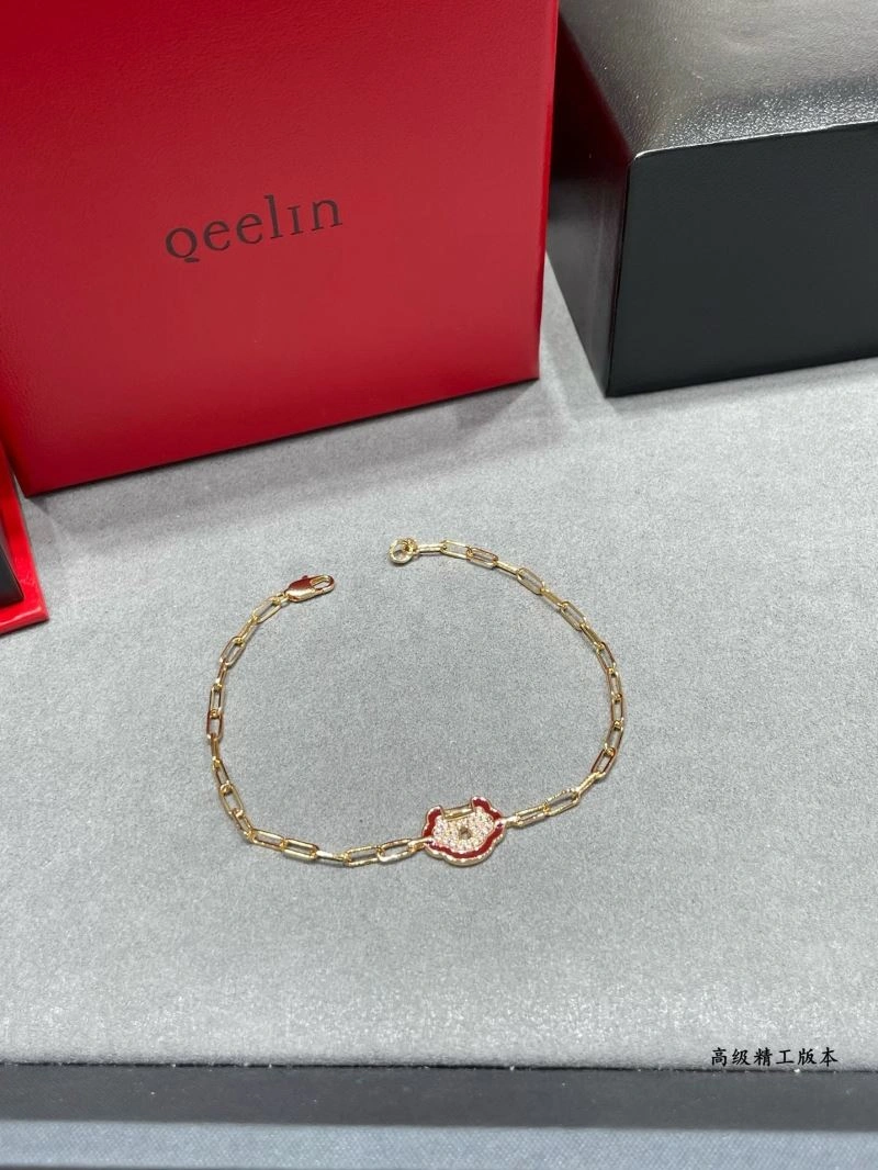 Versatile Qeelin Bracelets 211728