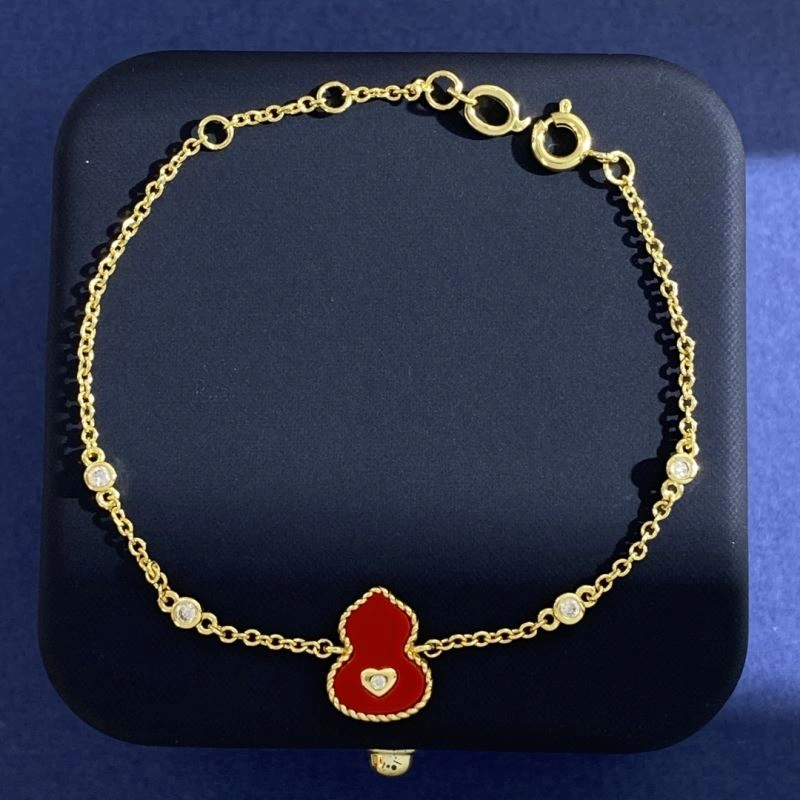DailyWear Qeelin Bracelets 211730