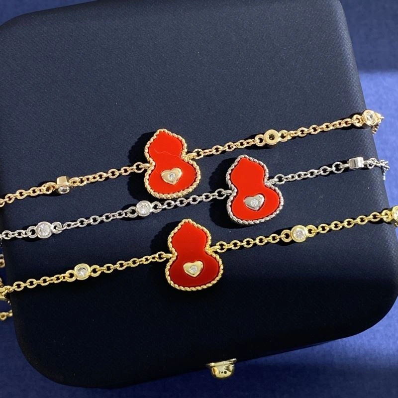 DailyWear Qeelin Bracelets 211730