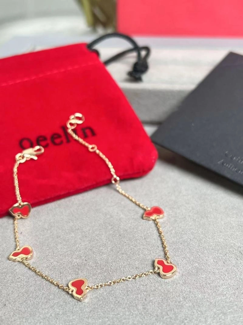 Vibrant Qeelin Bracelets 211716