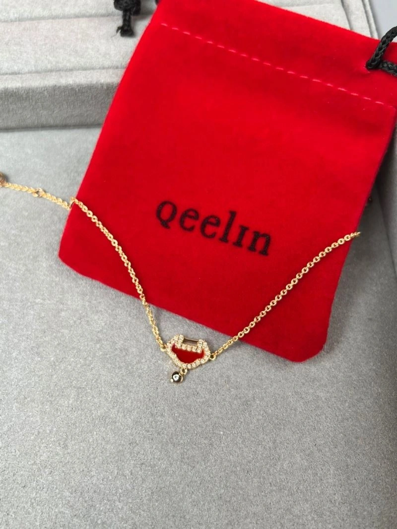 Tailored Qeelin Bracelets 211736