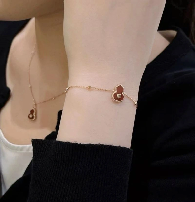 Qeelin Bracelets Contemporary 211096