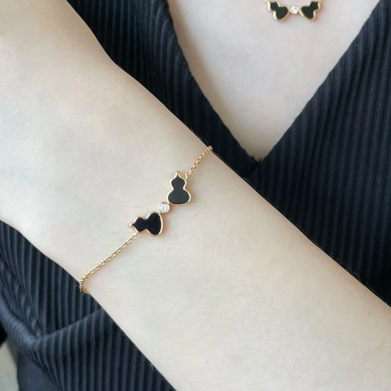 Qeelin Bracelets Unisex 210437