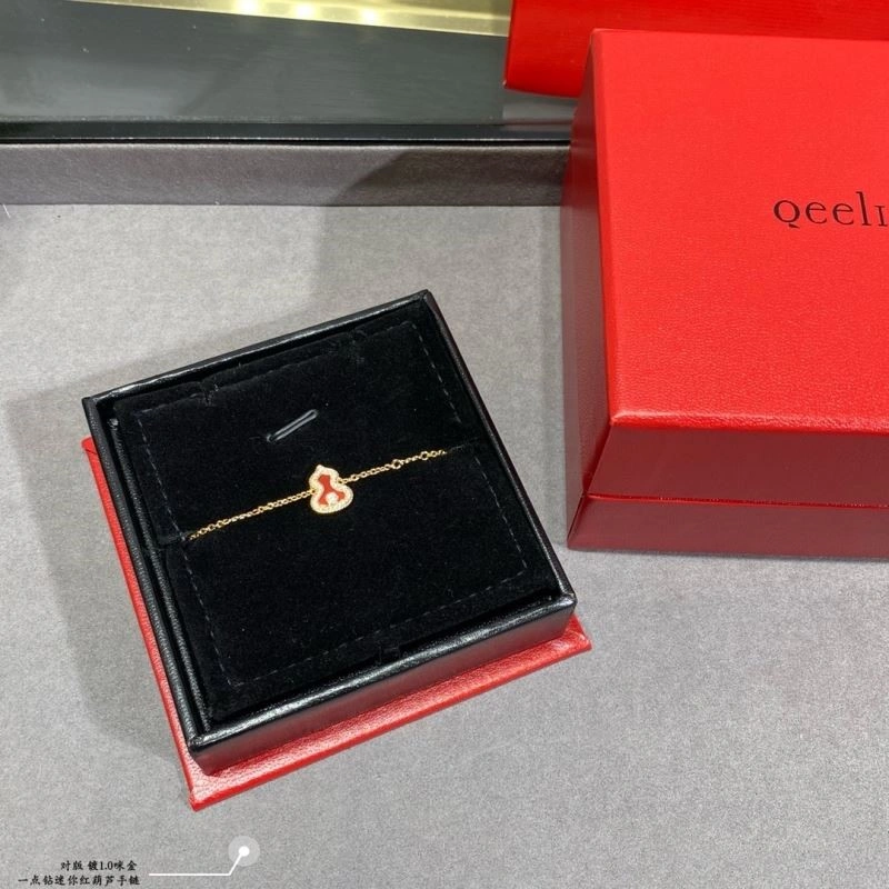 Practical Qeelin Bracelets 210430