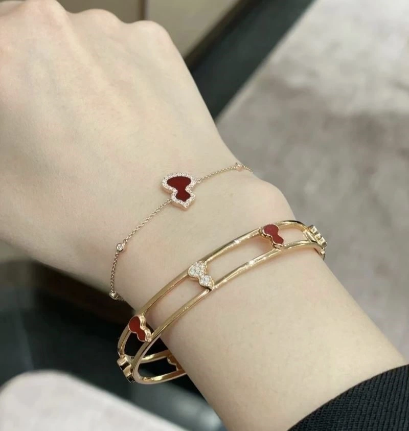 Sleek Qeelin Bracelets 209119