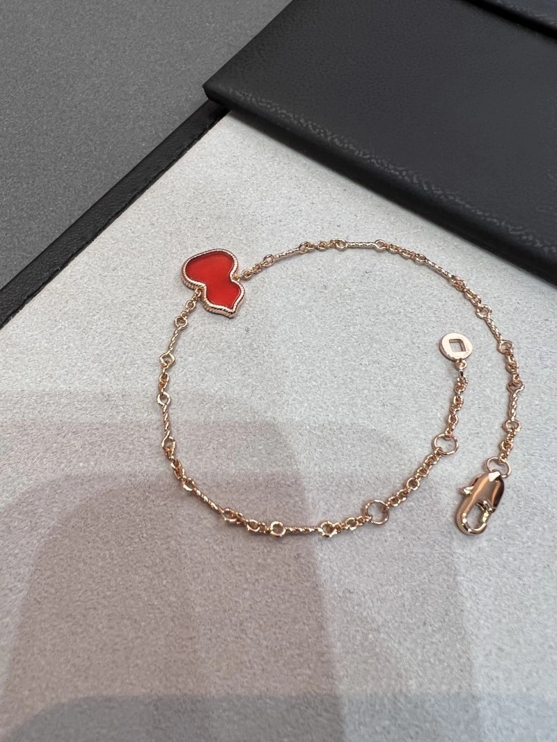 HighQuality Qeelin Bracelets 208484
