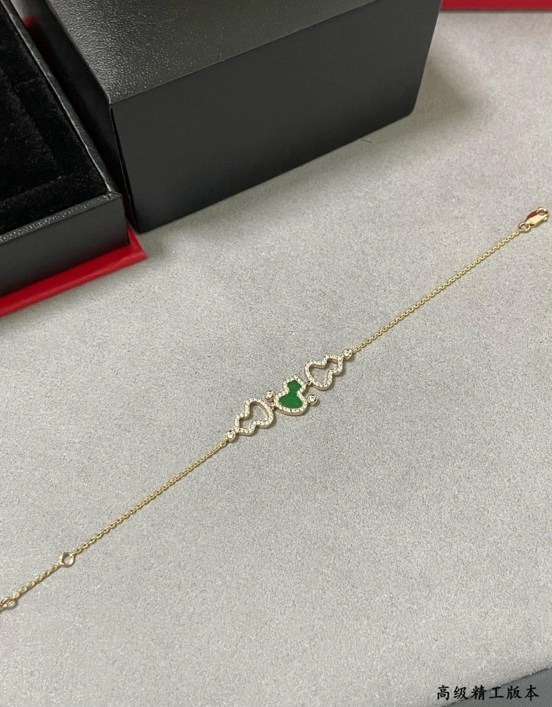 Qeelin Bracelets FashionForward 207780