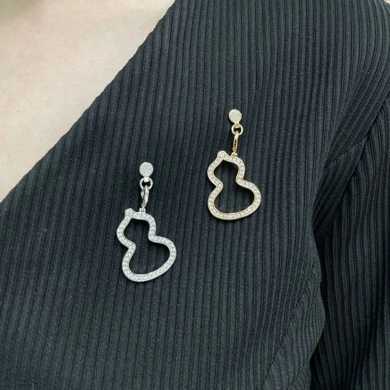 Trendsetting Qeelin Brooches 212527