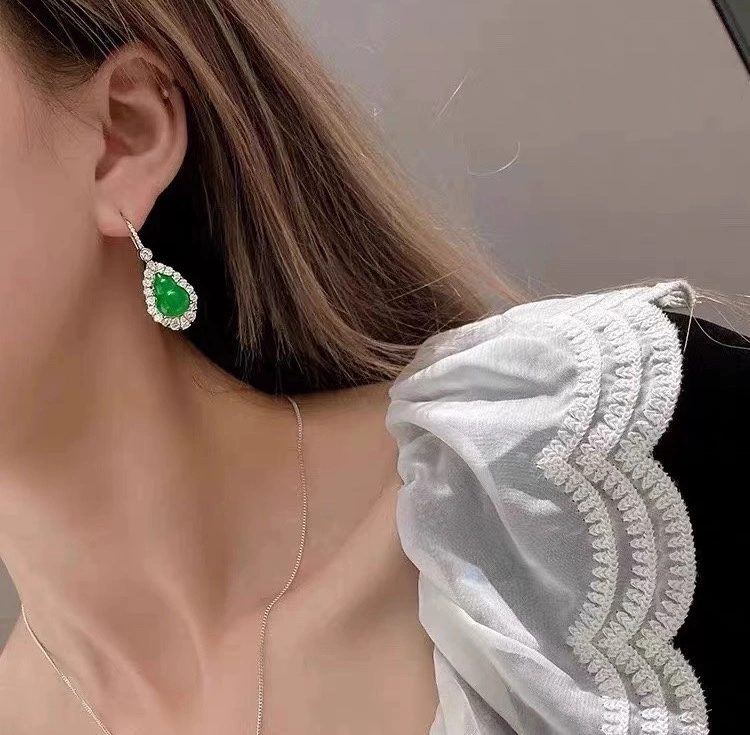 ZipUp Qeelin Earrings 213829