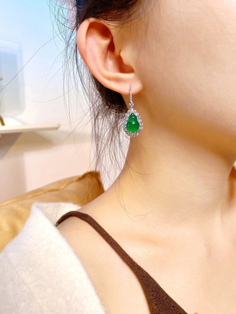 ZipUp Qeelin Earrings 213829
