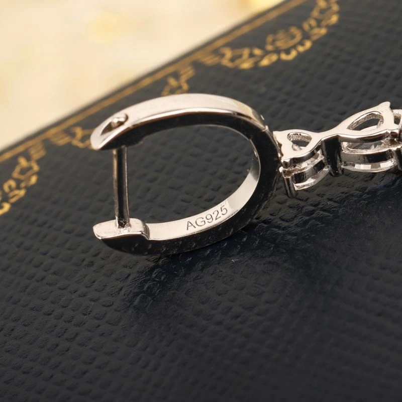 ModernLook Qeelin Earrings 213825