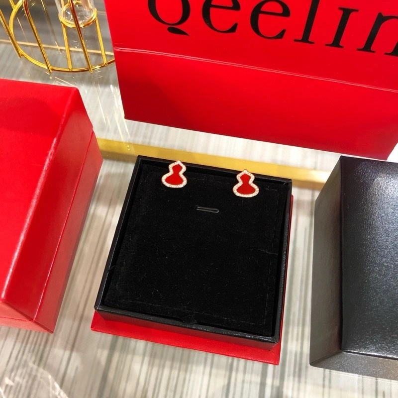 Qeelin Earrings Comfortable 214473