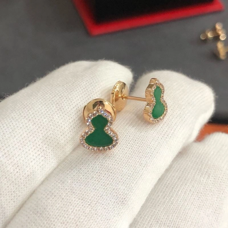 Versatile Qeelin Earrings 214476