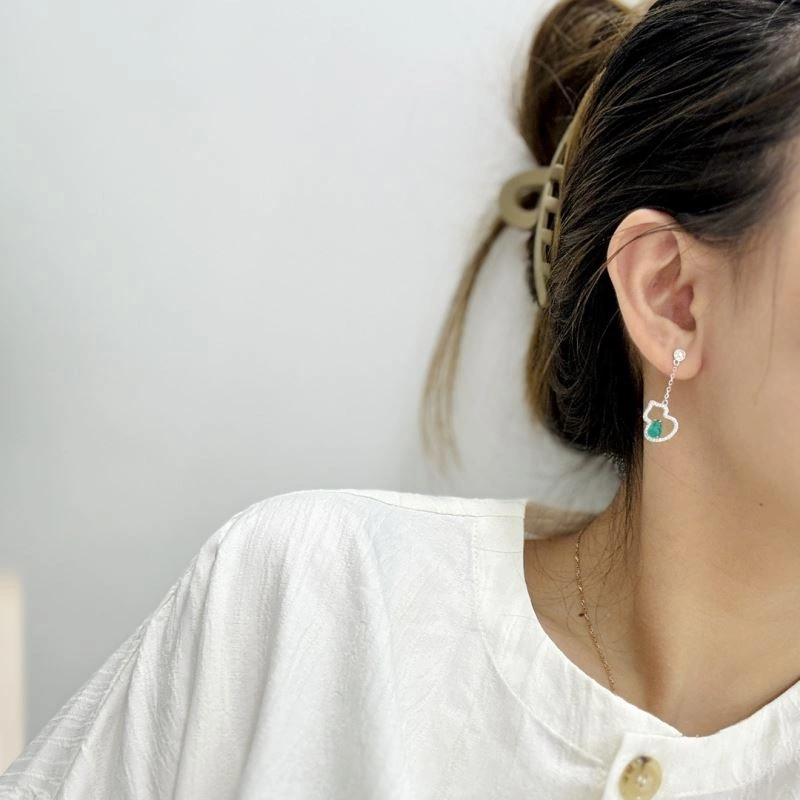 Qeelin Earrings Refined 214188