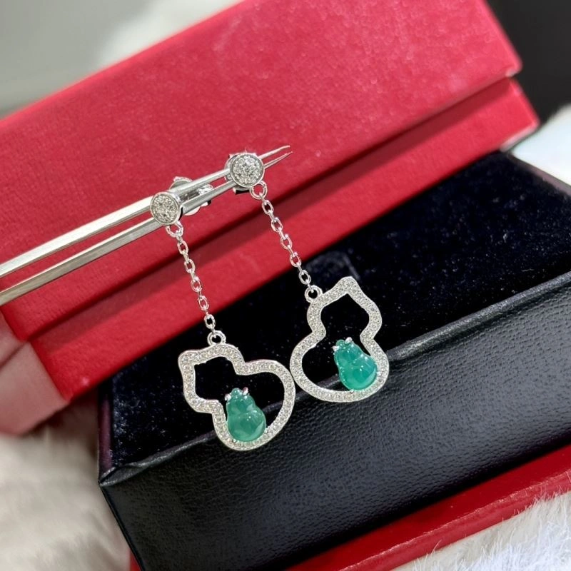 Qeelin Earrings Refined 214188