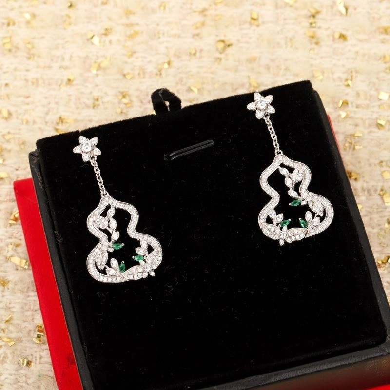 Qeelin Earrings Sleek 214120