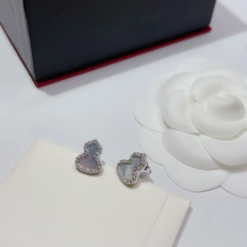 Cozy Qeelin Earrings 212523