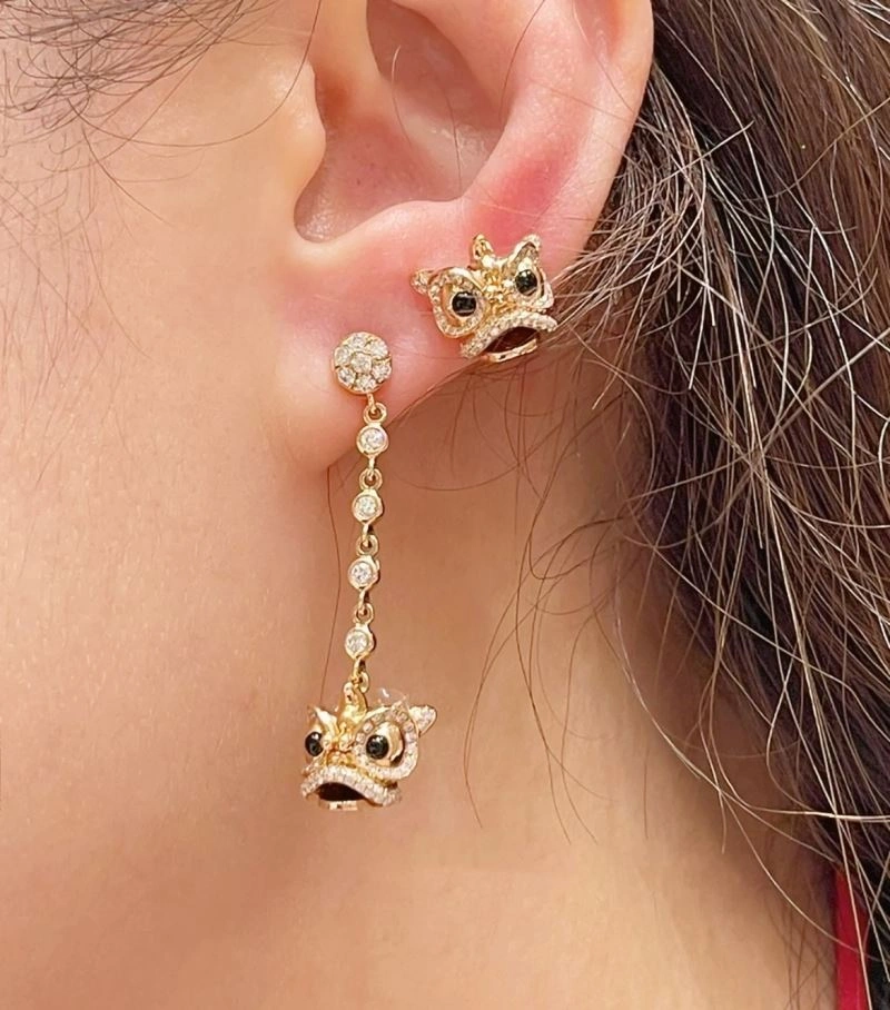 Packable Qeelin Earrings 211721
