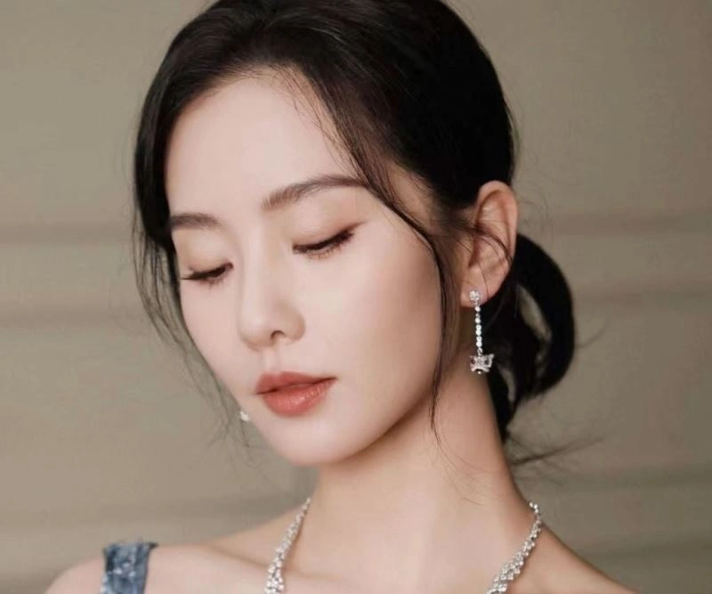 Packable Qeelin Earrings 211721