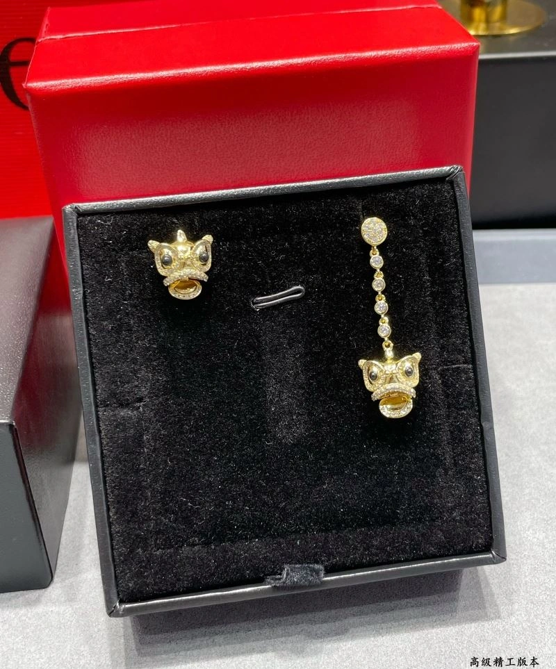 Packable Qeelin Earrings 211721