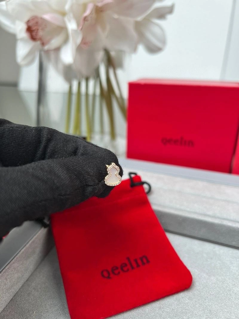 Qeelin Earrings Packable 211094