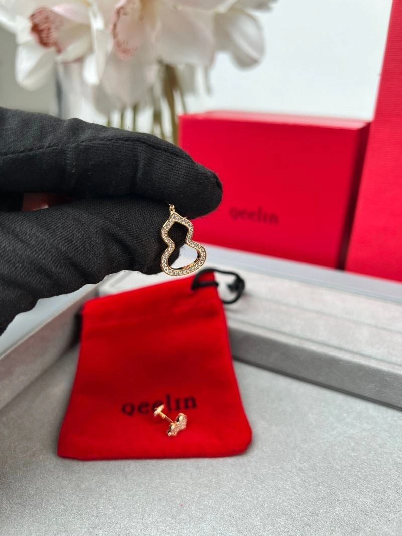 Flexible Qeelin Earrings 211104