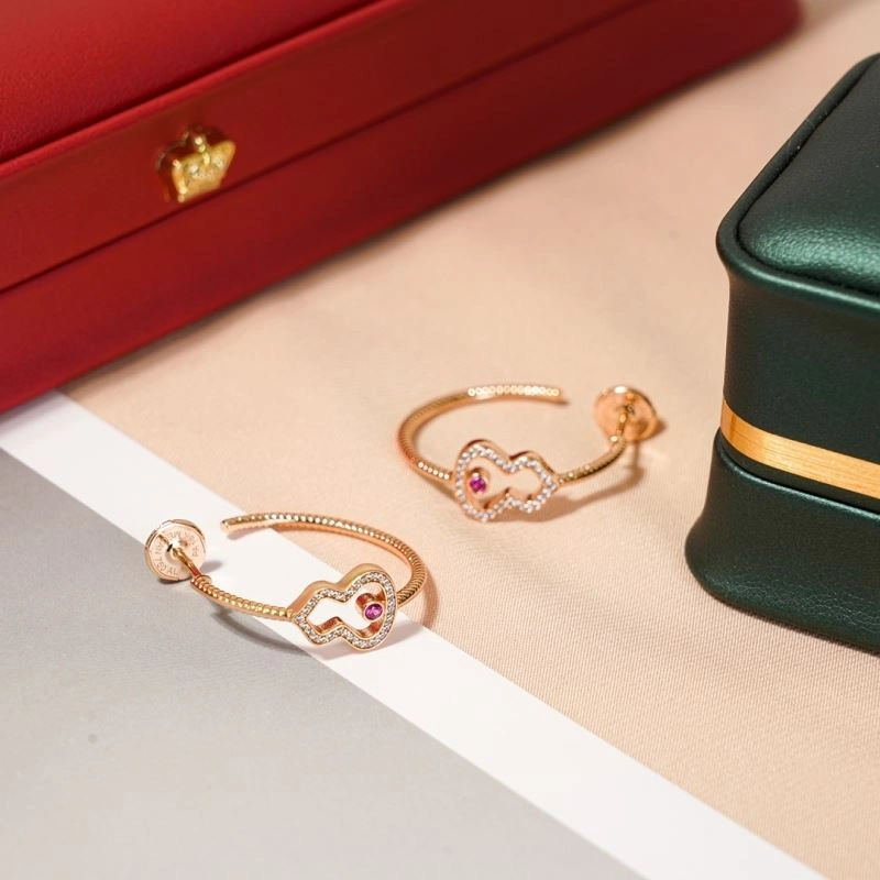 SmoothTexture Qeelin Earrings 211111