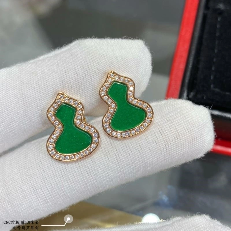 Qeelin Earrings MoistureWicking 210415