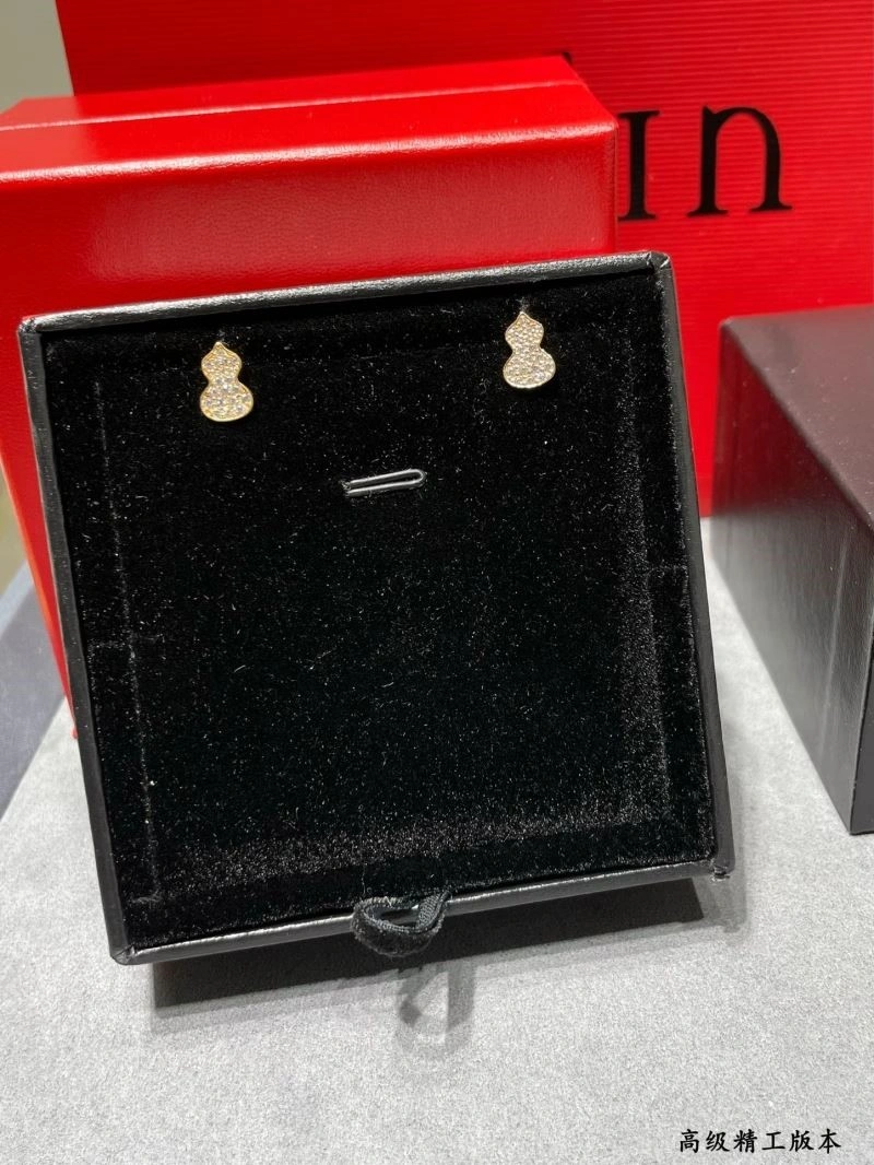 Qeelin Earrings UrbanChic 210417