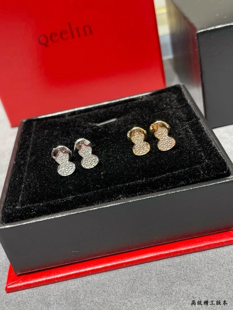 Qeelin Earrings UrbanChic 210417