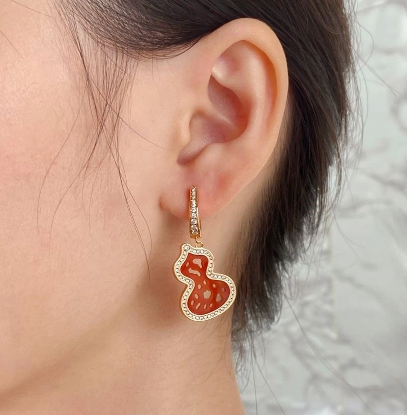 OnTrend Qeelin Earrings 210406