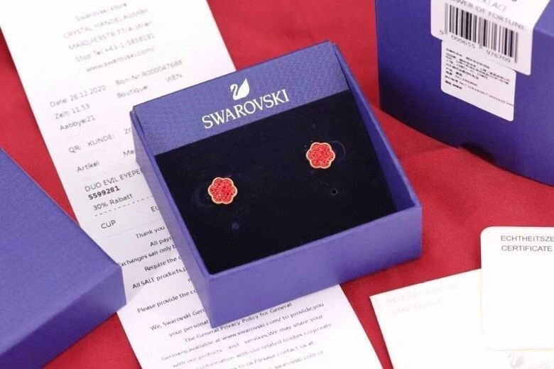 Qeelin Earrings Trendy 209652