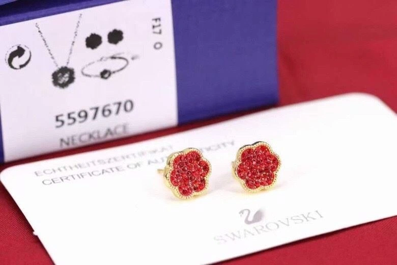 Qeelin Earrings Trendy 209652