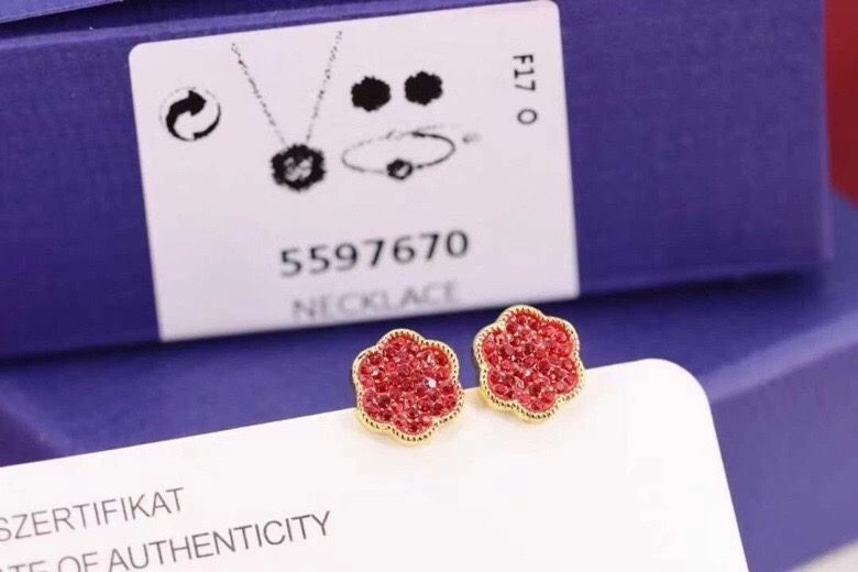 Qeelin Earrings Trendy 209652