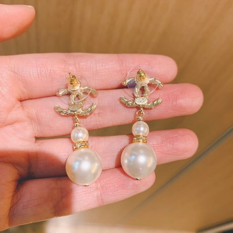 Qeelin Earrings Comfortable 208462