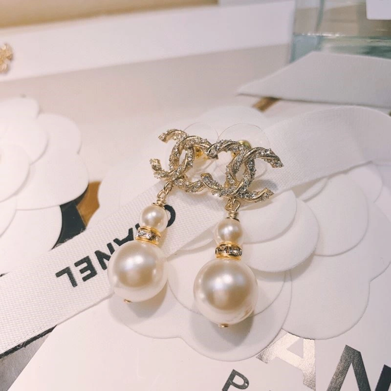 Qeelin Earrings Comfortable 208462